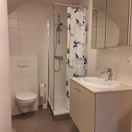 Vakantiestudio Lora Met Tuintje Apartman